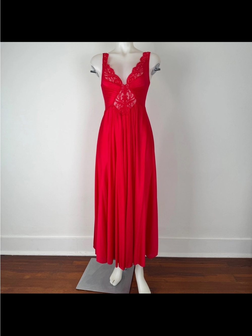 Vintage Olga Red Long Nightgown Large 92270